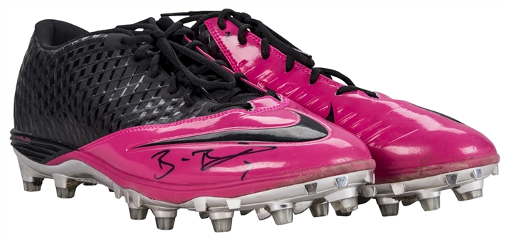 2013 Ben Roethlisberger Game Used and Dual Signed Nike Breast Cancer Awareness Cleats Worn on 10/20/13 Vs. Ravens (Big Ben LOA)